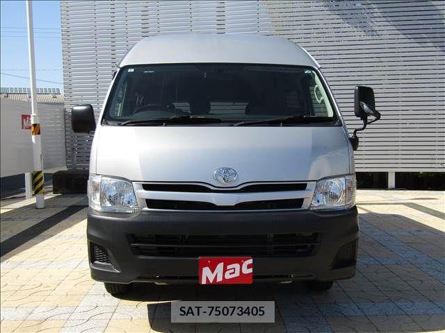 Toyota HIACE COMMUTER 2012-05 6751798-26