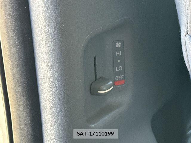Toyota HIACE COMMUTER 2007-03 7058762-13