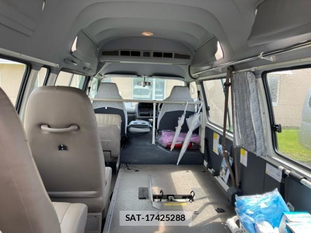 Toyota HIACE COMMUTER 2000-11 7271992-9