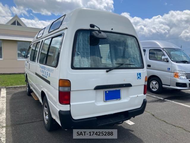 Toyota HIACE COMMUTER 2000-11 7271992-5