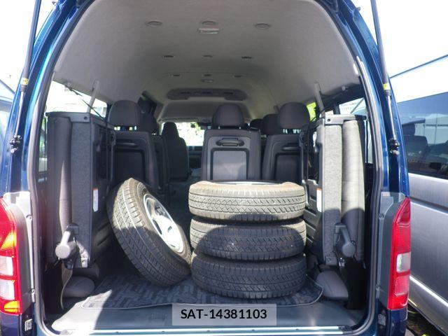 Toyota HIACE COMMUTER 2019-06 7961915-5