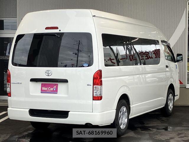 Toyota HIACE COMMUTER 2019-03 8130427-6