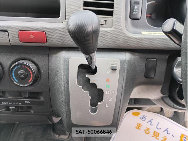 Toyota HIACE COMMUTER 2007-07 8314678-10