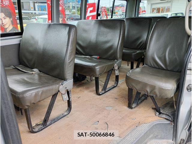 Toyota HIACE COMMUTER 2007-07 8314678-19