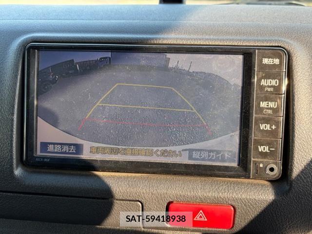 Toyota REGIUS WAGON 2019-12 5868914-15