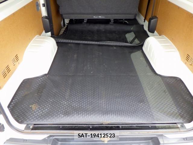 Toyota REGIUS WAGON 2019-06 8525133-8