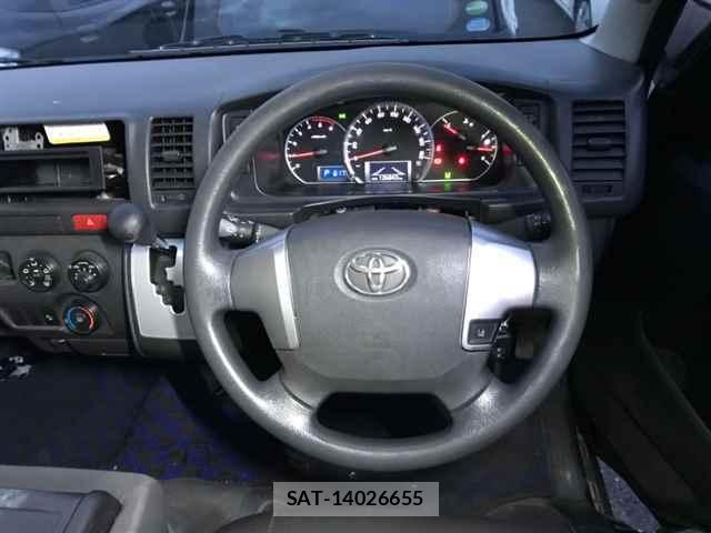 Toyota HIACE VAN 2019 940185-5