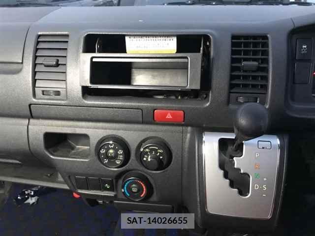 Toyota HIACE VAN 2019 940185-6