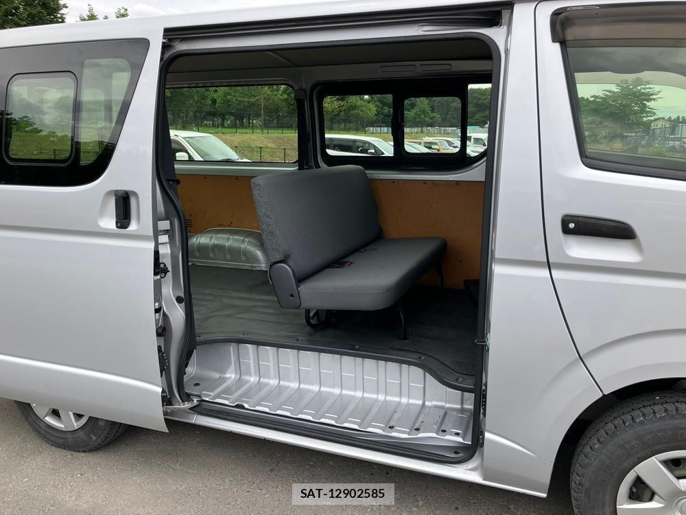 Toyota HIACE VAN 2018 976193-10
