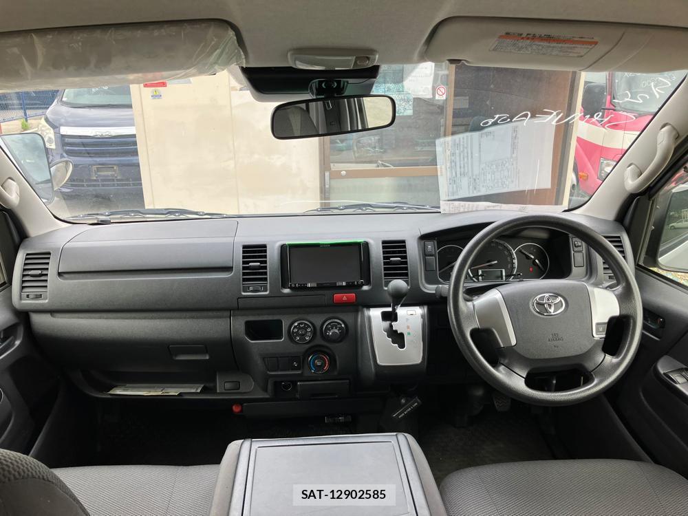 Toyota HIACE VAN 2018 976193-12