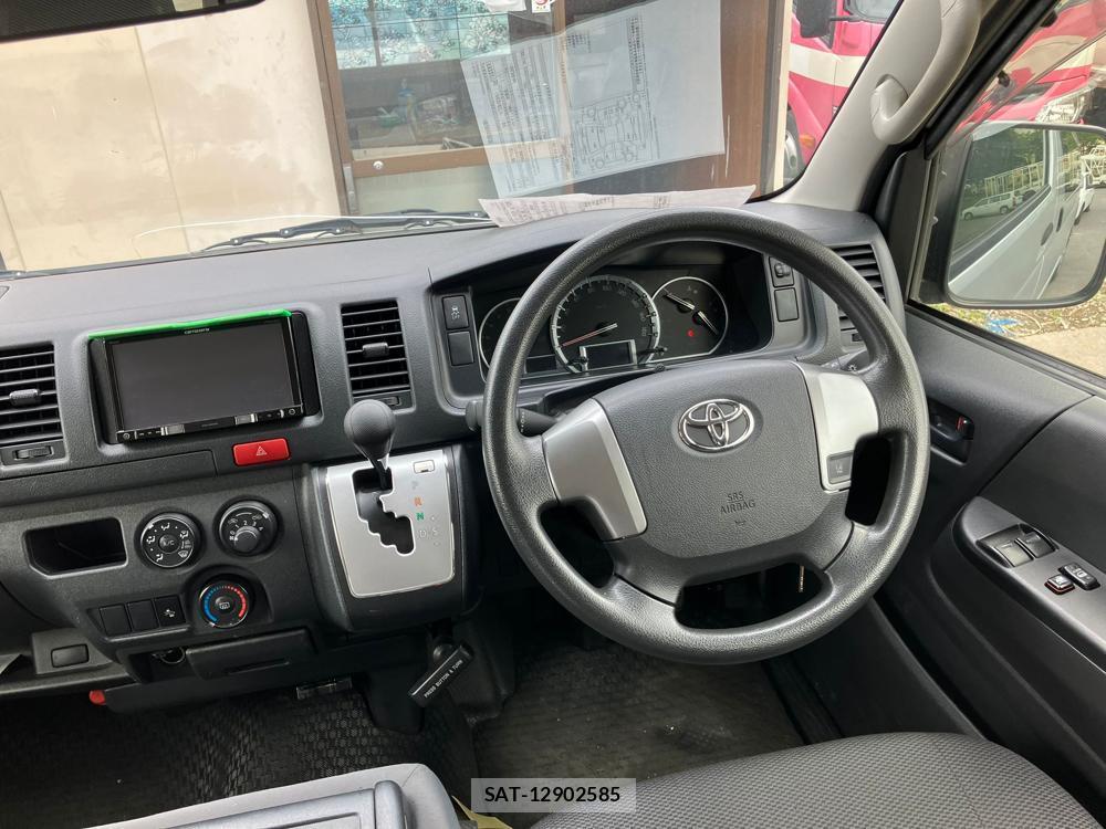 Toyota HIACE VAN 2018 976193-15