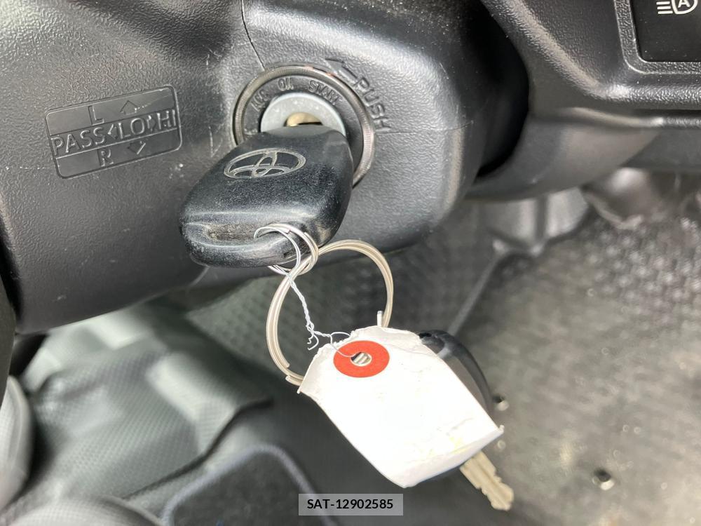 Toyota HIACE VAN 2018 976193-22