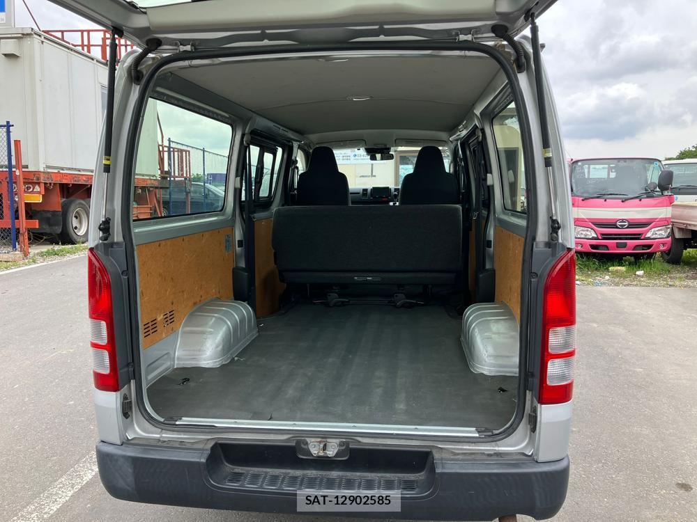 Toyota HIACE VAN 2018 976193-30