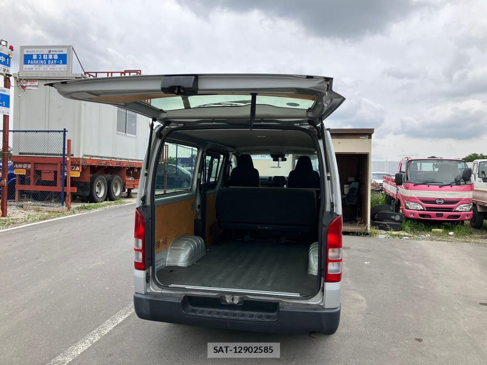 Toyota HIACE VAN 2018 976193-31