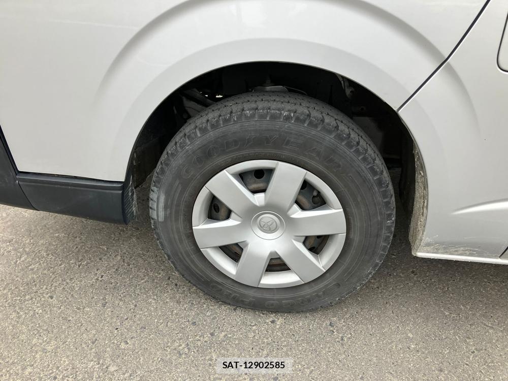 Toyota HIACE VAN 2018 976193-35