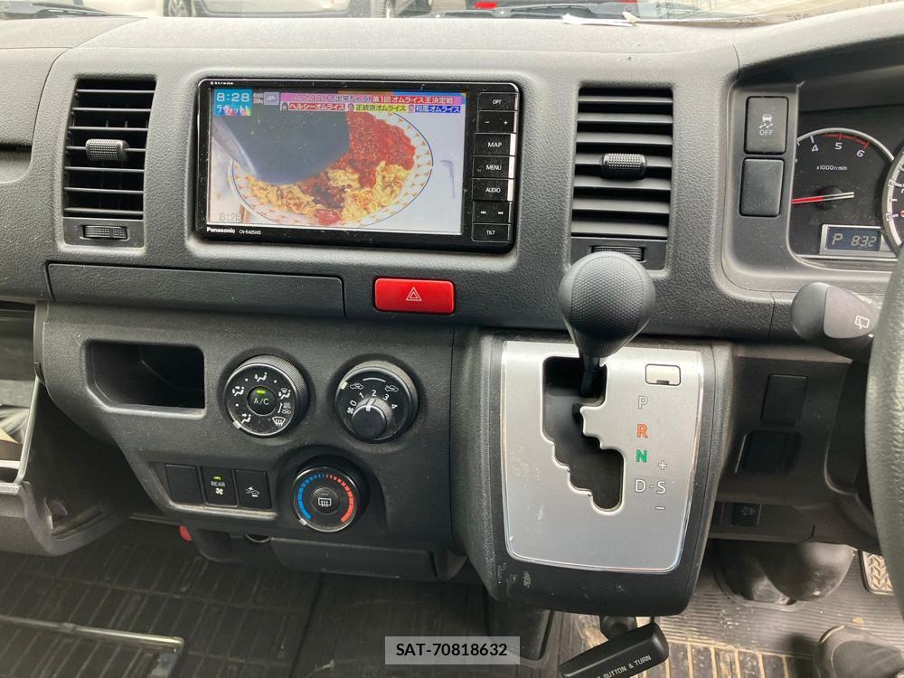 Toyota HIACE VAN 2019-07 976195-17