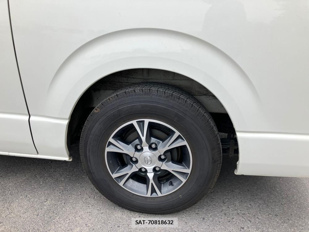 Toyota HIACE VAN 2019-07 976195-30