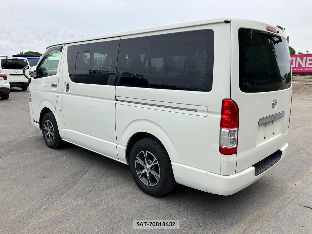 Toyota HIACE VAN 2019-07 976195-3