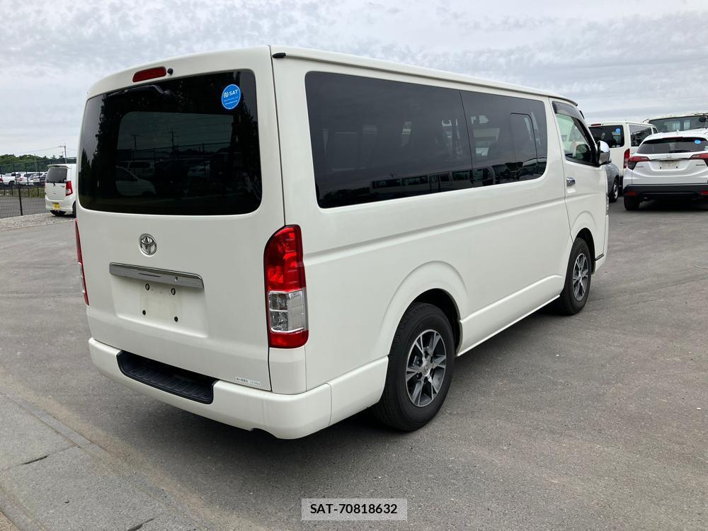 Toyota HIACE VAN 2019-07 976195-5