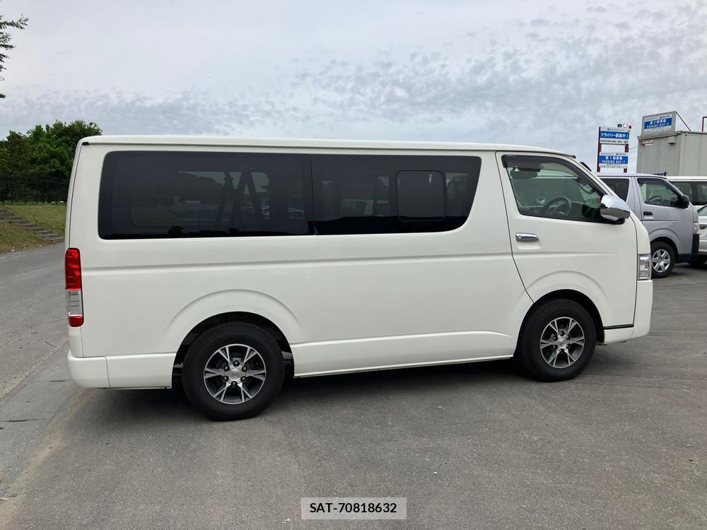 Toyota HIACE VAN 2019-07 976195-6