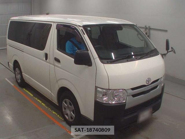 Toyota HIACE VAN 2018-05 1076733-3