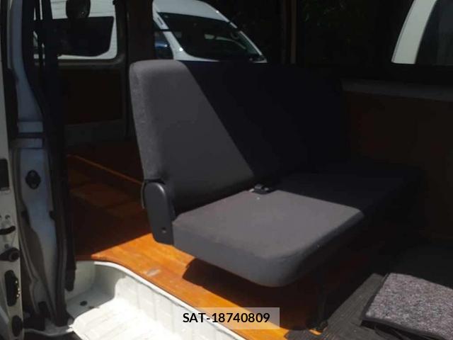 Toyota HIACE VAN 2018-05 1076733-7