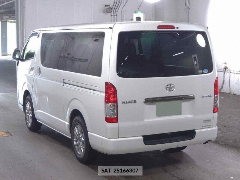 Toyota HIACE VAN 2018 1213723-2