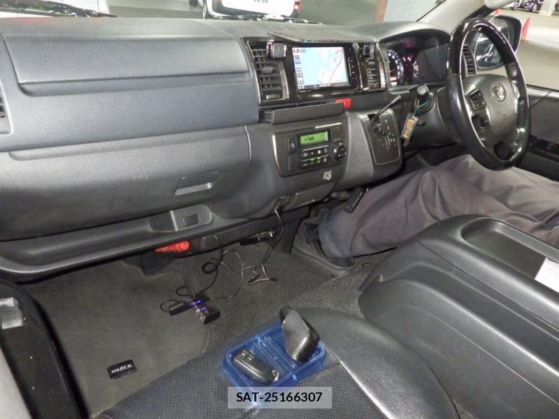 Toyota HIACE VAN 2018 1213723-5