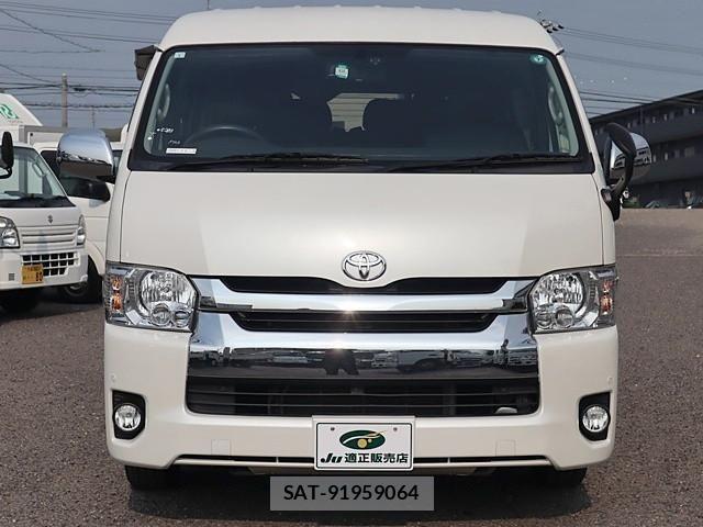 Toyota HIACE VAN 2019-01 1228225-2