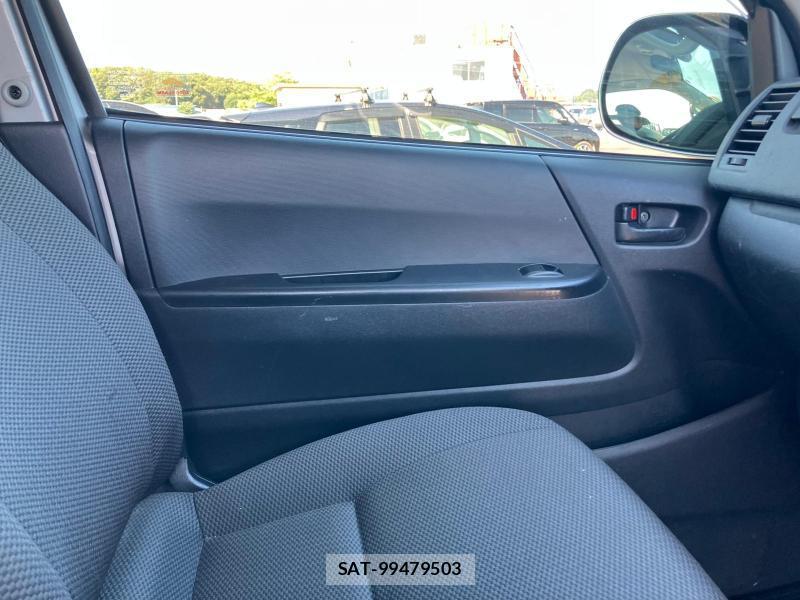 Toyota HIACE VAN 2019 1230699-25