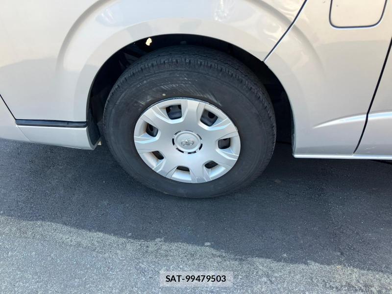 Toyota HIACE VAN 2019 1230699-33