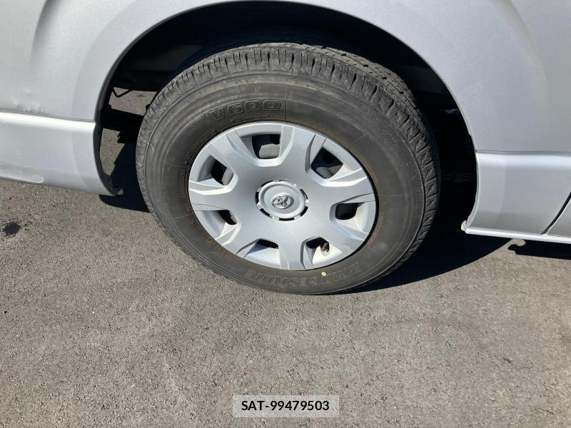 Toyota HIACE VAN 2019 1230699-35