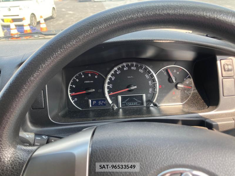 Toyota HIACE VAN 2018 1230251-15