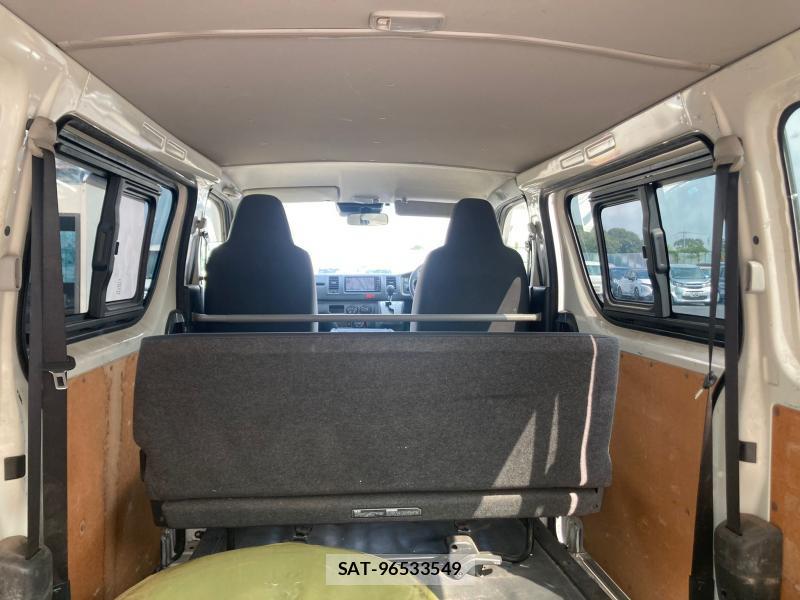 Toyota HIACE VAN 2018 1230251-27