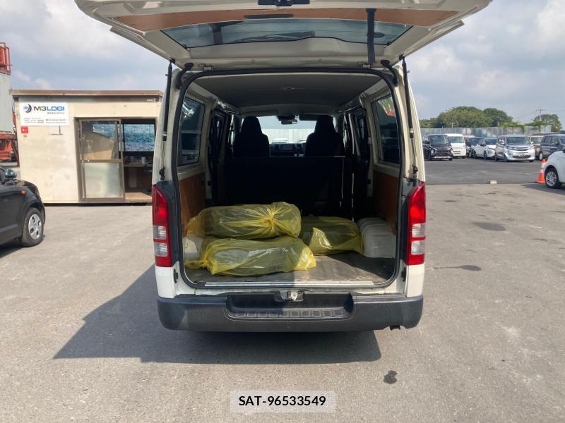 Toyota HIACE VAN 2018 1230251-28