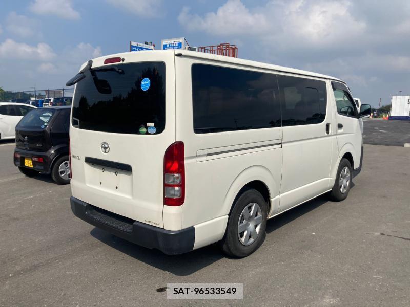 Toyota HIACE VAN 2018 1230251-3
