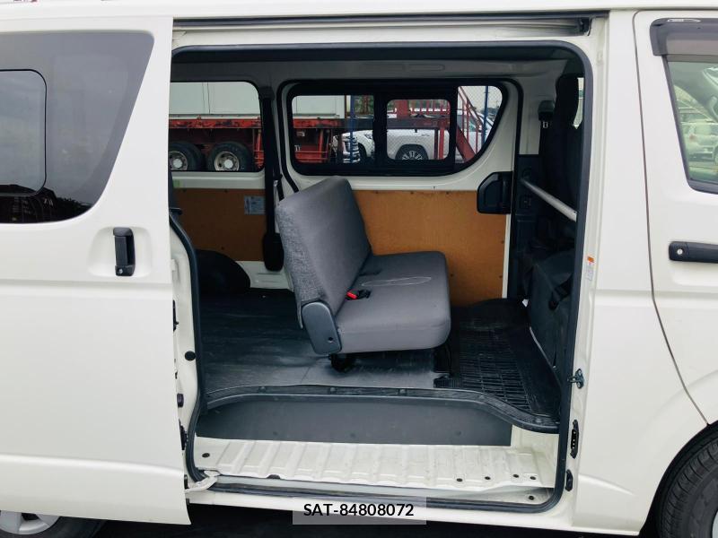 Toyota HIACE VAN 2019 1226801-9