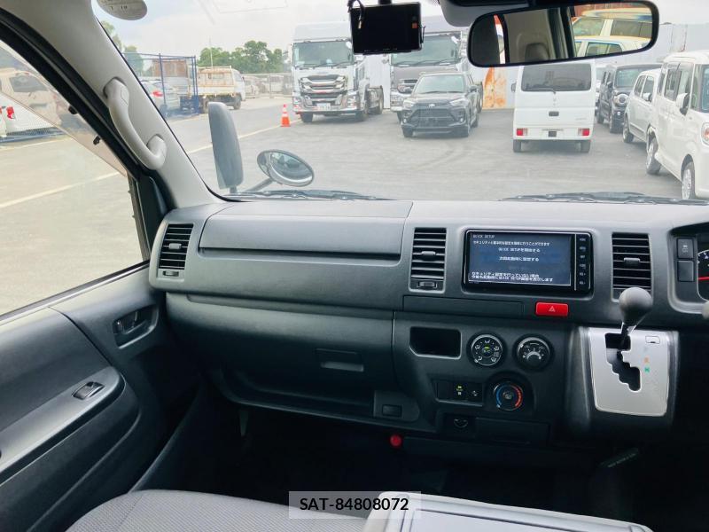 Toyota HIACE VAN 2019 1226801-15
