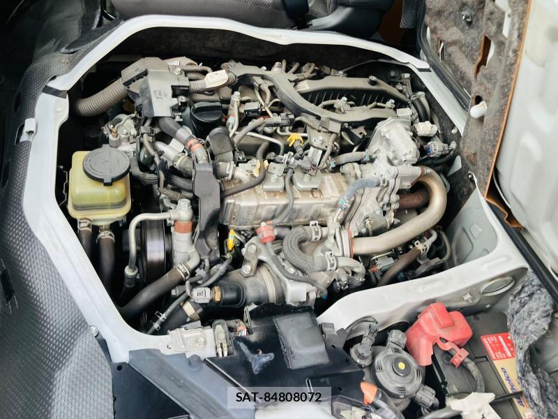 Toyota HIACE VAN 2019 1226801-31
