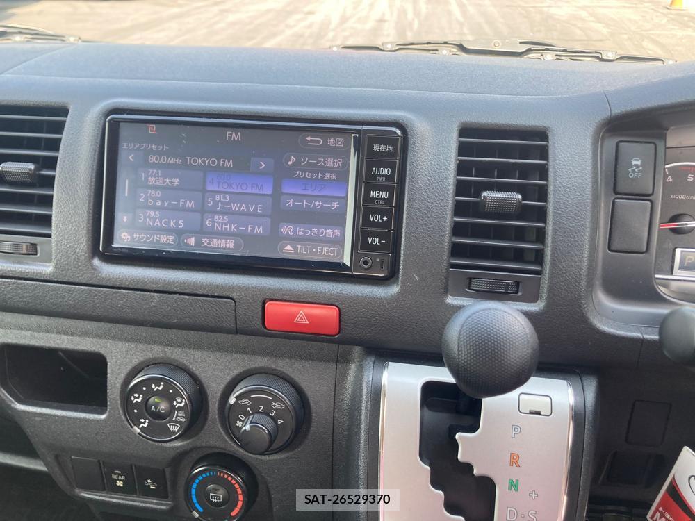 Toyota HIACE VAN 2018 1218353-18