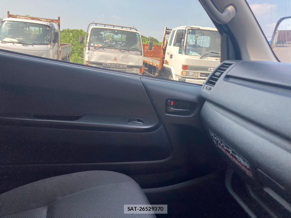 Toyota HIACE VAN 2018 1218353-8