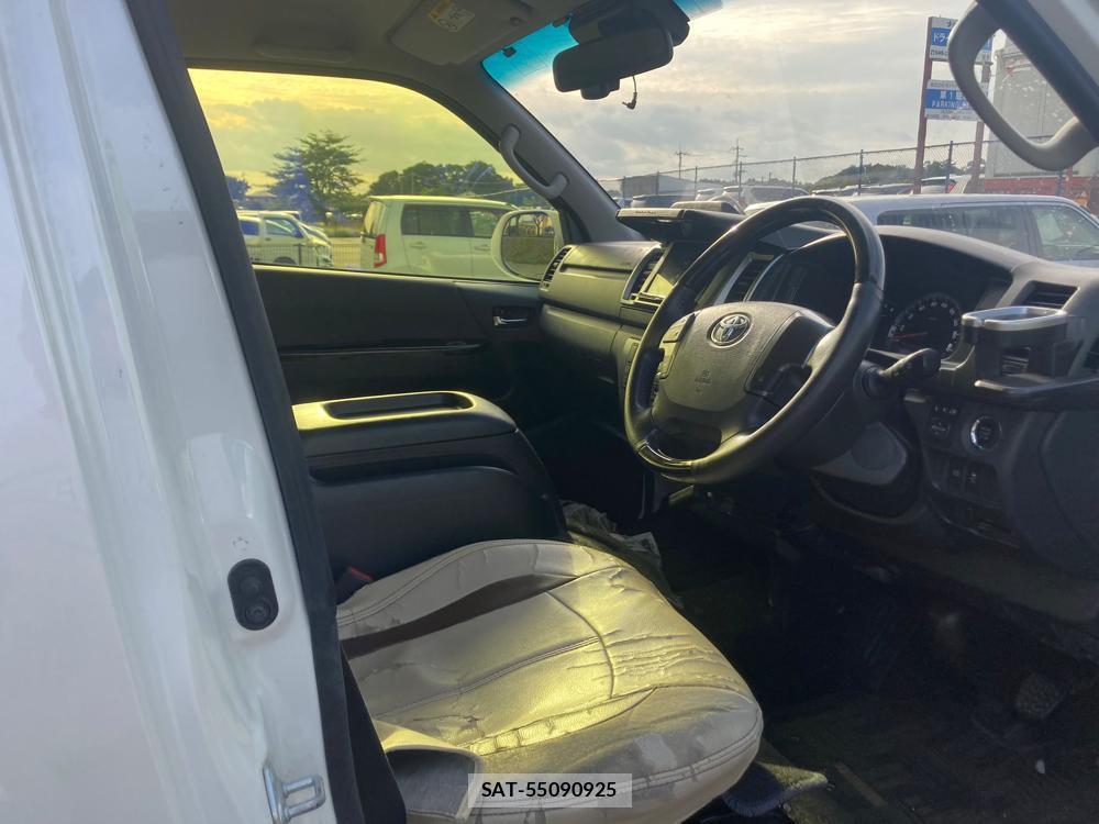 Toyota HIACE VAN 2018 1287986-11