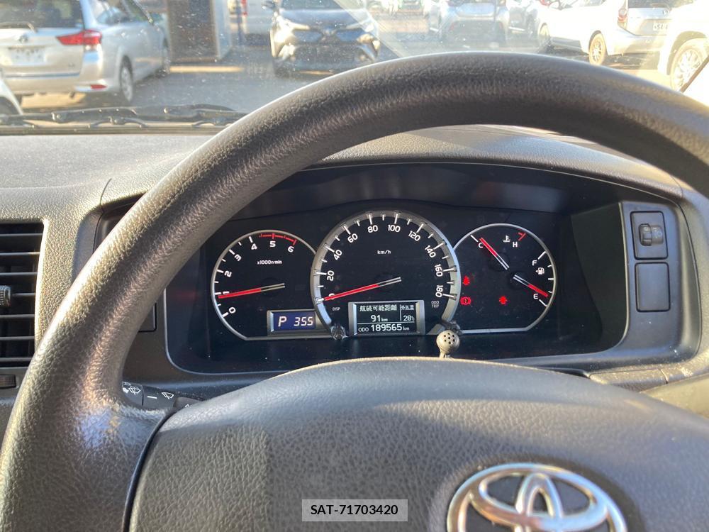 Toyota HIACE VAN 2018 1284218-14
