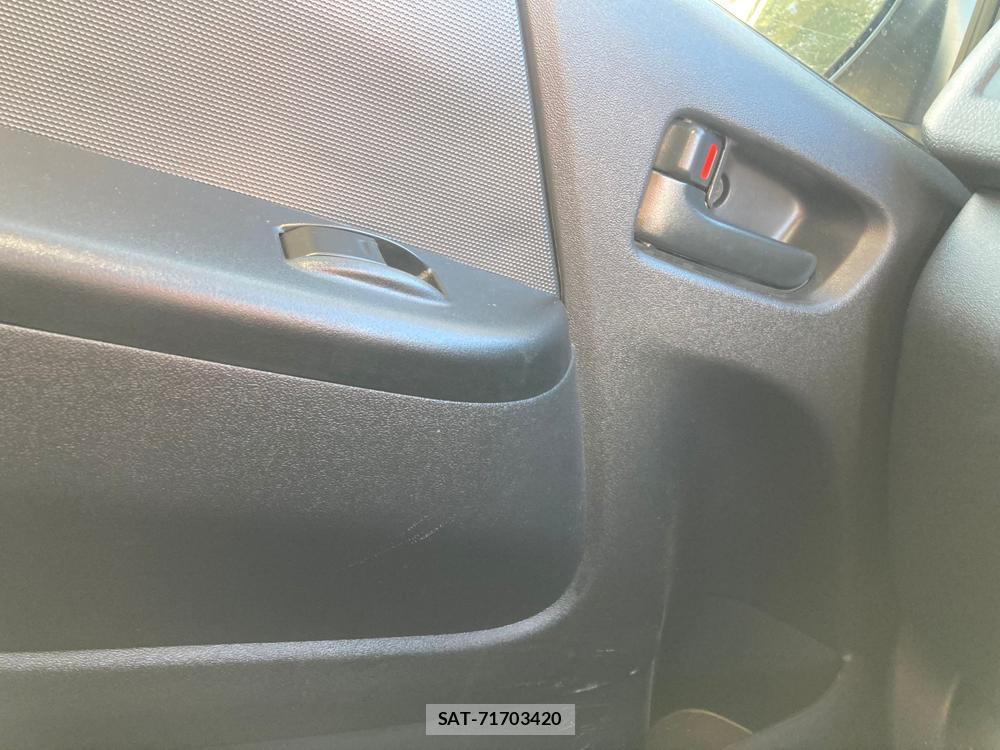 Toyota HIACE VAN 2018 1284218-22