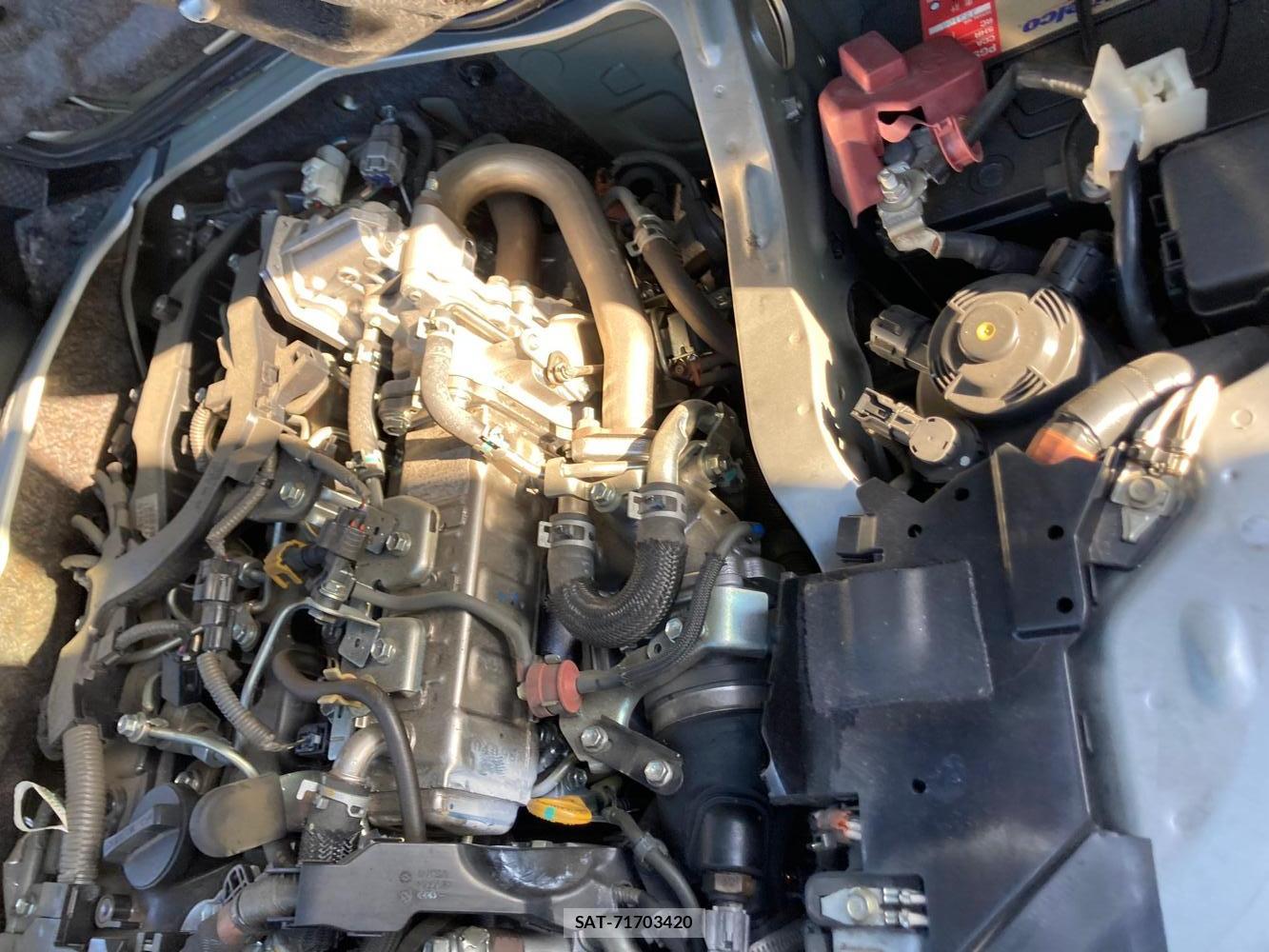 Toyota HIACE VAN 2018 1284218-25