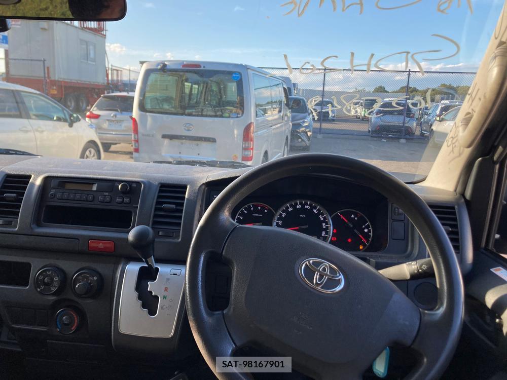 Toyota HIACE VAN 2019 1284219-13
