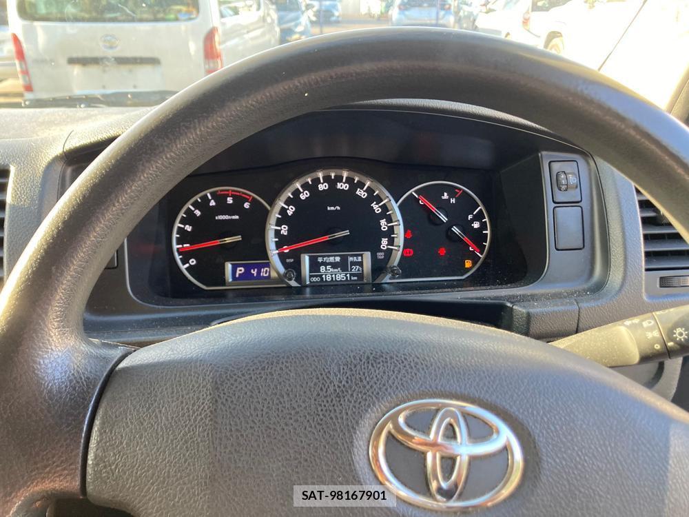 Toyota HIACE VAN 2019 1284219-14