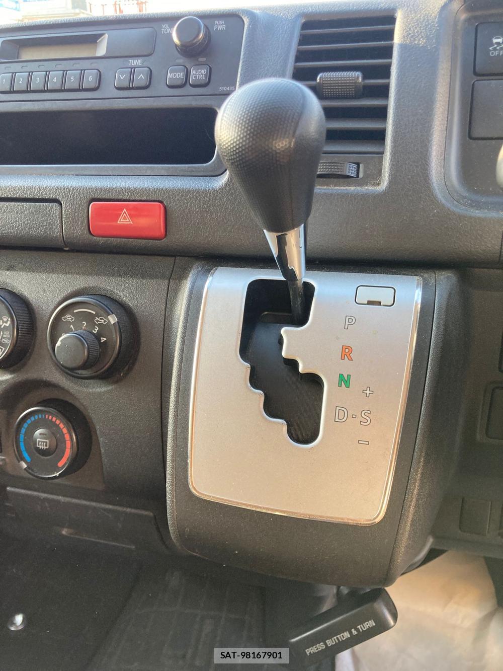 Toyota HIACE VAN 2019 1284219-19