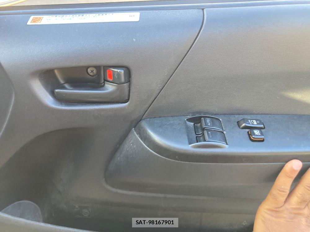 Toyota HIACE VAN 2019 1284219-20
