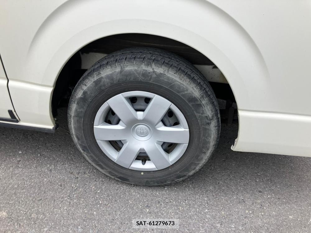 Toyota HIACE VAN 2018 1218402-32